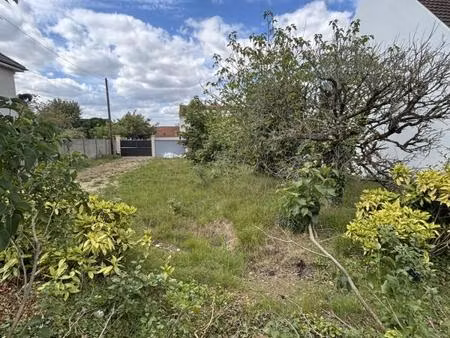 terrain à bâtir au quartier des fleurs