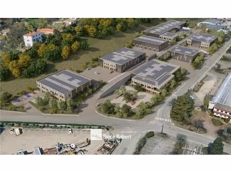 vente local d'activités 177 m² à 9 618 m²