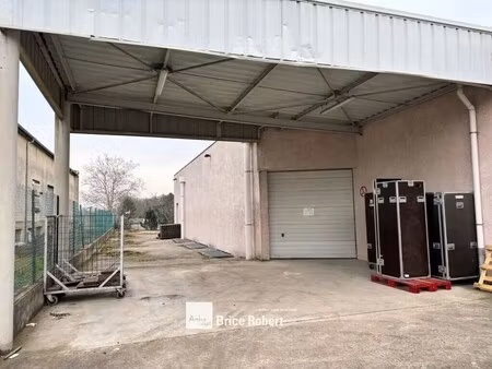 location local d’activités corbas 69960 620m²