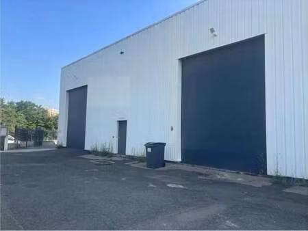 vente local d’activités saint chamond 42400 1013m²