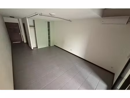 location appartement  28.45 m² t-1 à remire-montjoly  696 €