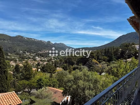 maison 10 pièces - 175 m²