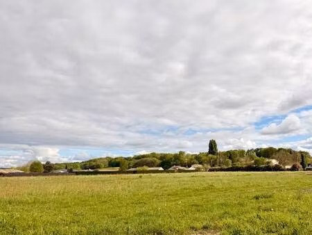 terrain constructible viabilisé à vendre