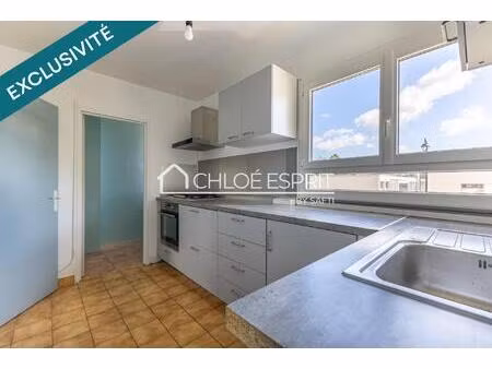 f3 avec balcon - ravalement payé