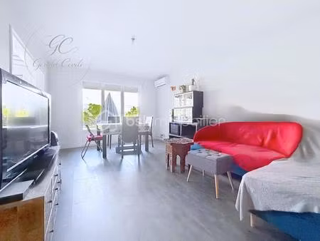 appartement 4 pieces de 74 m² / cave et garage / grasse