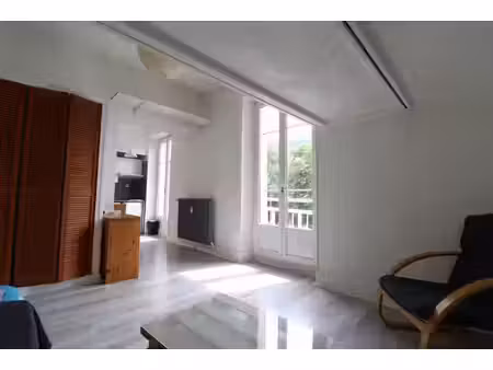 vaulnaveys le haut/uriage-les-bains studio avec balcon vue m