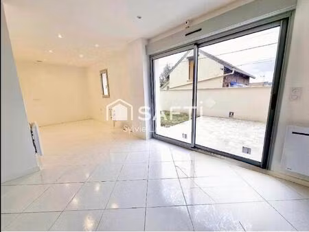 a crouy 02  maison de 2024 5 p. avec 4 chambres sur un terrain de 150 m2.