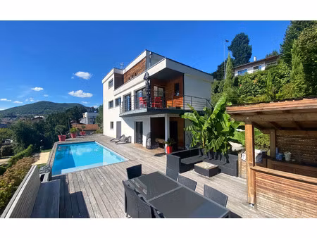 maison voiron 160 m² t-5 à vendre  659 000 €