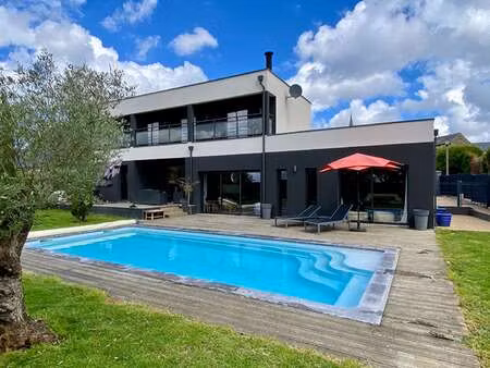 vente maison piscine à saint-père-marc-en-poulet (35430) : à vendre piscine / 185m² saint-