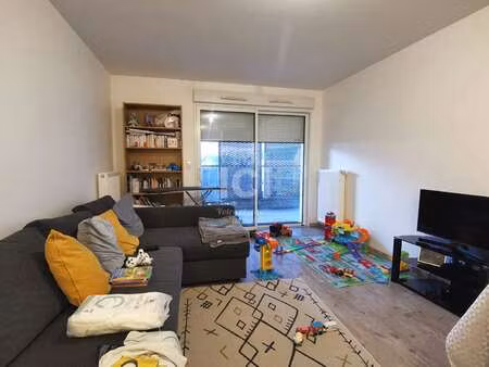 location appartement 3 pièces à sautron (44880) : à louer 3 pièces / 66m² sautron