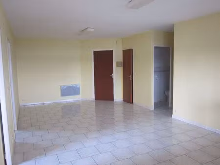 location appartement 3 pièces 66m² tartas 40400