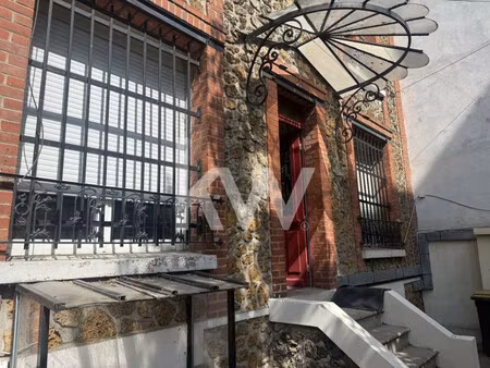 immeuble à vendre  100 m² - la courneuve 93120