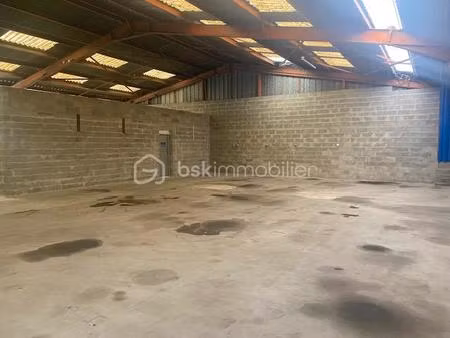 hangar 400m2