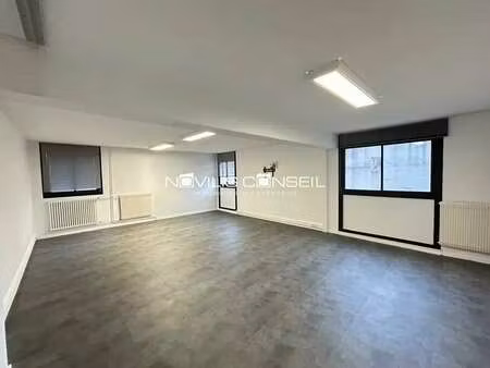 location bureaux 150 m²