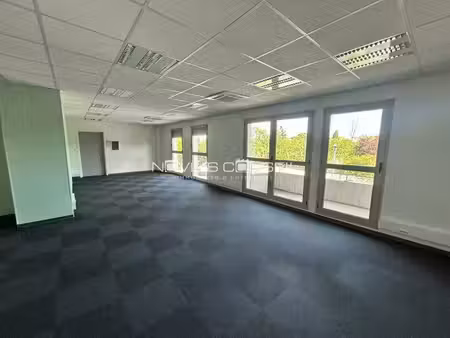 location bureaux tournefeuille 31170 69m² à 188m²
