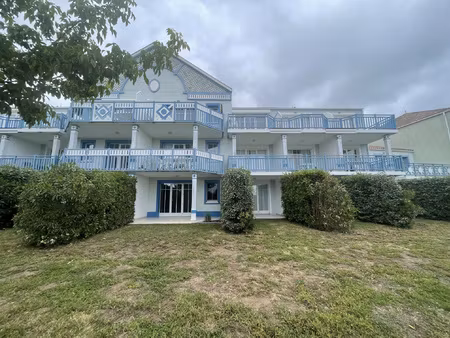 bel appartement t3 de 40 m2 vue golf