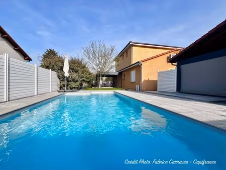 maringues (63) maison familiale 7 pièces 144 m² avec 6 chambres  piscine  terrasse bioclim