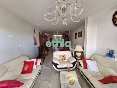 petit-bourg – maison triplex 93 m² – centre-ville