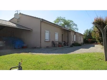 auterive : villa t4/5 119m² plain-pied  garage  abris voiture  sur terrain 987m²