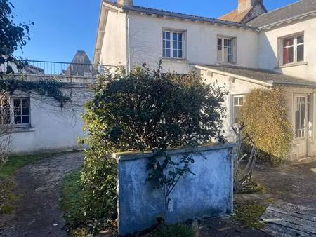 maison azay le ferron 9 pièce(s) 162 m2