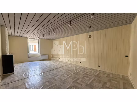 appartement de type t1/t1 bis à rénover