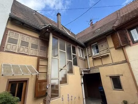 maison de ville 6 pièces 110m2 à rénover 2 logements et remise centre