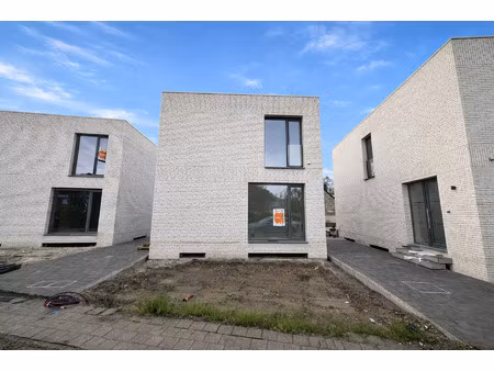 huis te huur in zedelgem met 3 slaapkamers