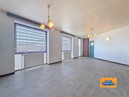 appartement à vendre à route de philippeville 457/31 couillet (vbe23950)