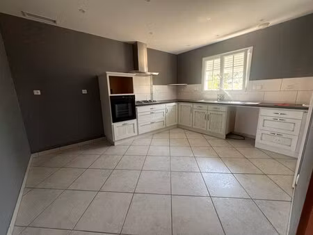 maison 4 pièces 99 m² à louer saint-julien-l'ars 86800 ? | era immobilier