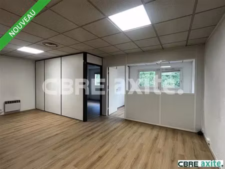 location bureau bourgoin jallieu 63 m²