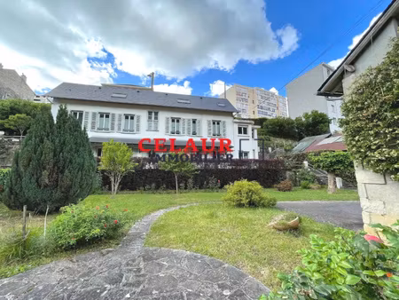 maison familiale avec studios indépendants