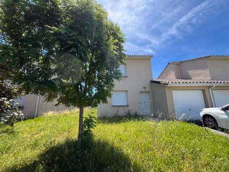 location maison 4 pièces 81m² fleurance 32500