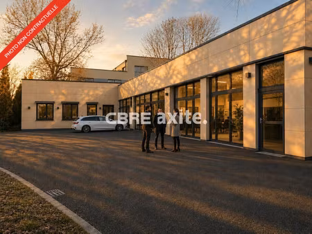 achat local professionnel 351m² cran gevrier 74960