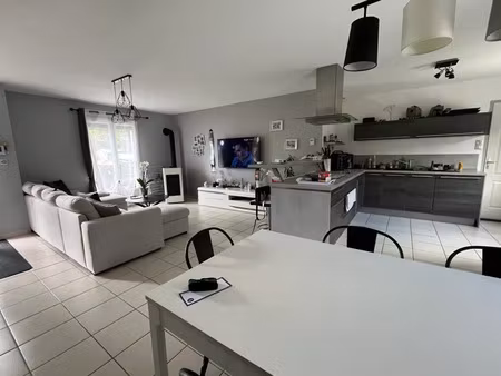 vente maison 4 pièces 83 m² à domérat (03410)  166 625 €