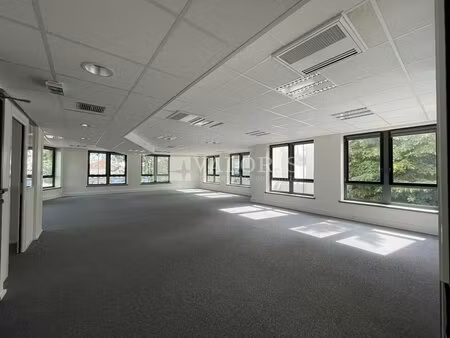 location local professionnel 2 396m² lyon 3ème