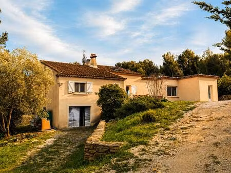 vente maison 6 pièces 191 m² la ciotat (13600)