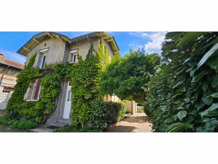 villa 123 m² 5 pièce(s) bord de mer