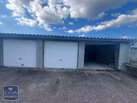 parking à louer - saint-étienne (42) - 59€
