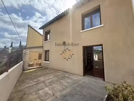 vente maison 5 pièces 141 m² à camarès (12360)  145 000 €