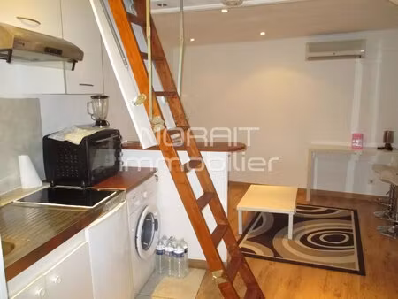 appartement indépendant dans cours intérieur loué 1200 euros