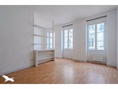 vente appartement 1 pièce 32 m² bordeaux (33000)