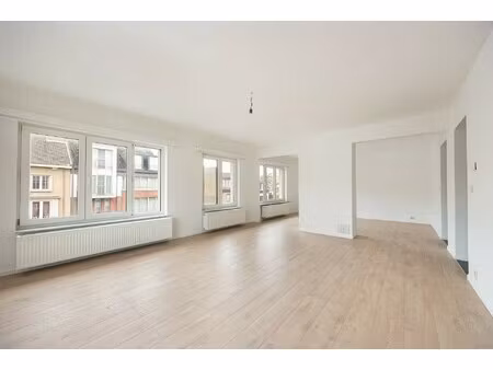 appartement met 4 kamers en 2 badkamers