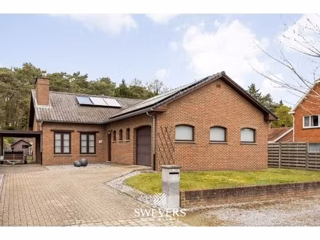 gelijkvloerse woning met 3 slaapkamers en zicht op groen in paal