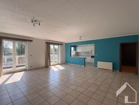 appartement te huur in brasschaat met 2 slaapkamers