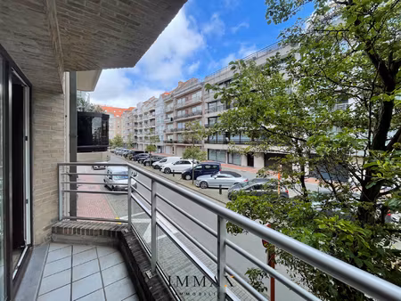 appartement te huur in knokke-heist met 2 slaapkamers