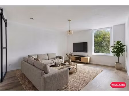 instapklare totaalrenovatie met 3 slaapkamers in kortrijk!