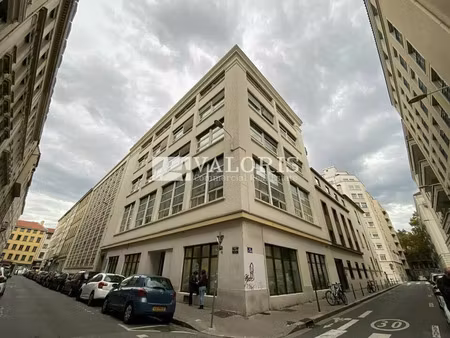 location bureau 85 m² à lyon 3 (69003)