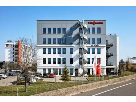 location bureau 872 m² à saint-priest (69800)