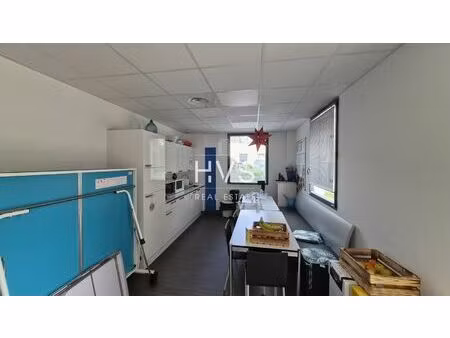 location local professionnel 304m² aix en provence 13290