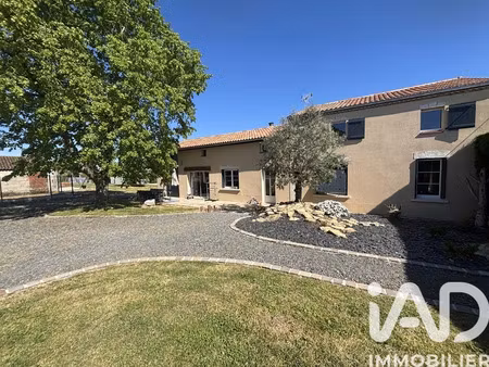 maison à argentonnay (79150)
